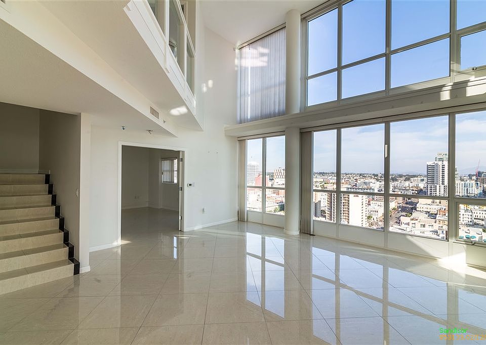 1st image of 555 Front St Unit 2002