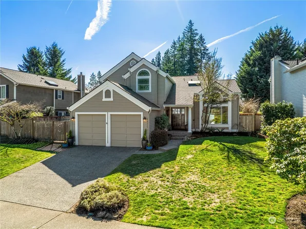 24215 SE 34th Place, Sammamish, WA 98029
