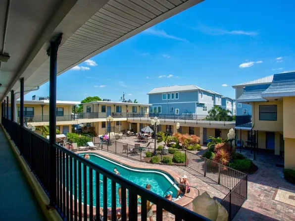 16333 Gulf Blvd #4, Saint Petersburg, FL 33708