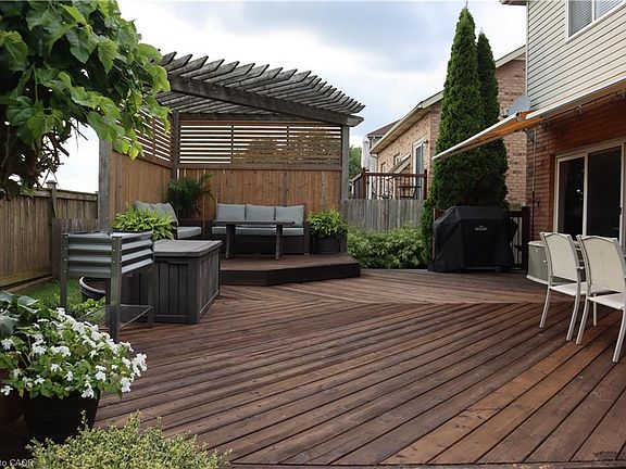 4th image of 349 Winterberry Blvd