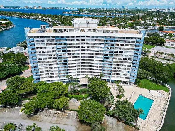 7441 Wayne Ave, Miami Beach, FL