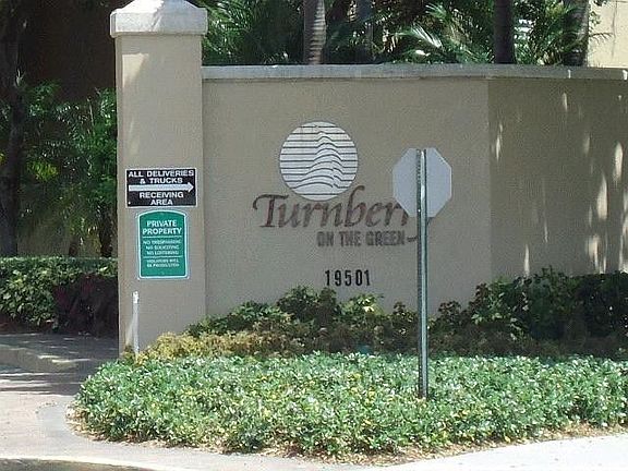 5th image of 19501 W Country Club Dr Ph 8