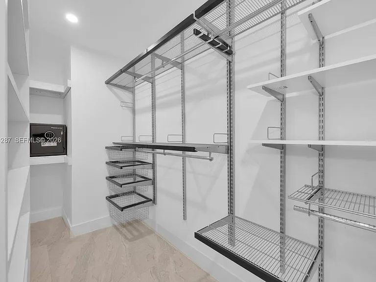 6860 SW 99th Ter — Photo 23
