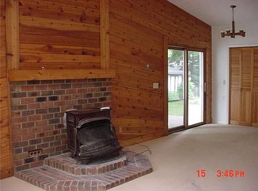 5th image of 1112 Cliffdale Dr