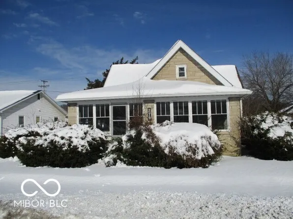 279 E Franklin St, Spencer, IN 47460