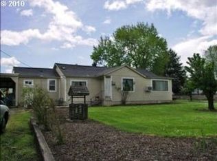 942 Little Valley Rd, Roseburg, OR 97471