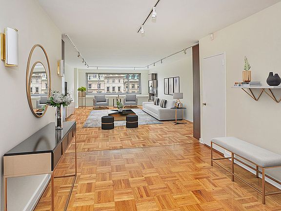 3rd image of 10 E 70th St APT 6C