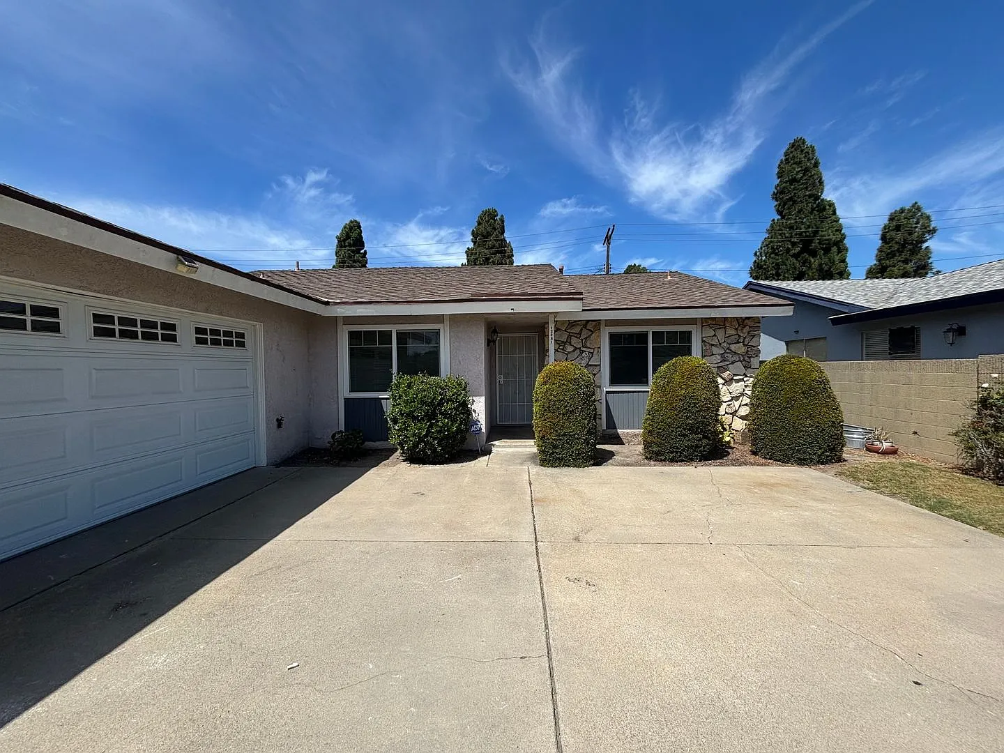 Beautiful West Garden Grove 4 bedroom home in Eastgate Park Neighborhood — Photo 1