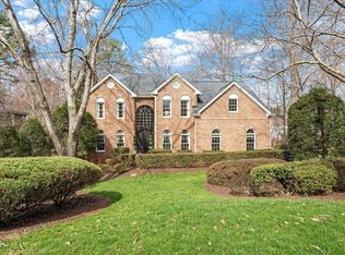 114 Large Oaks Dr, Cary, NC 27518