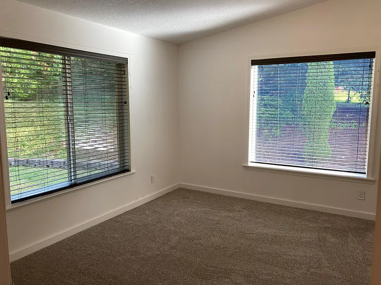 88360 Highway 42 S — Photo 11