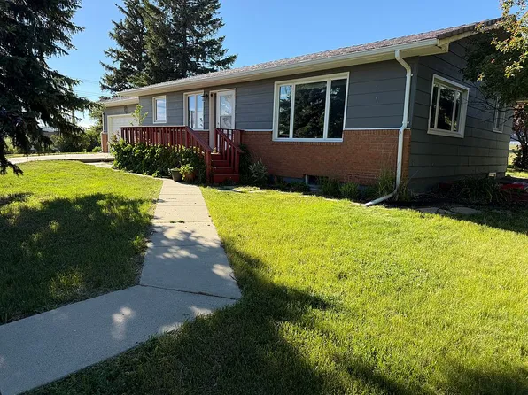 102 Gordon St, Scranton, ND 58653