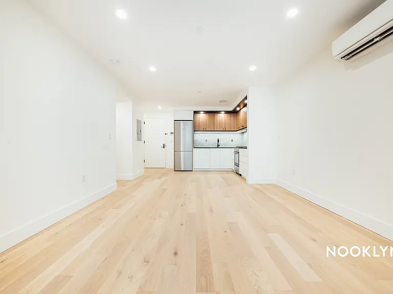 1901 10th Ave #1C — Photo 5