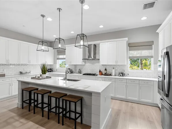 5221 Beckman Ter, Palm Beach Gardens, FL 33418