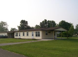 220-222 North St, Minier, IL