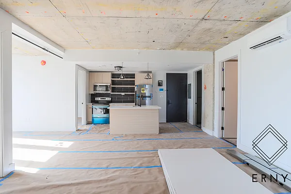 Rented by ERNY LLC | media 18