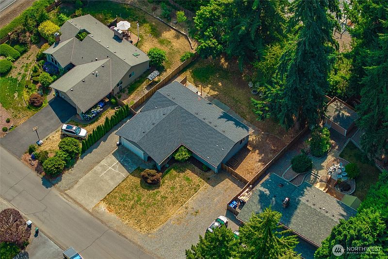 4th image of 14314 110th Avenue Ct E