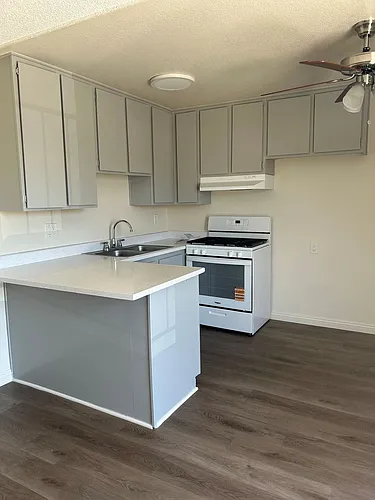 Floor plan 212
