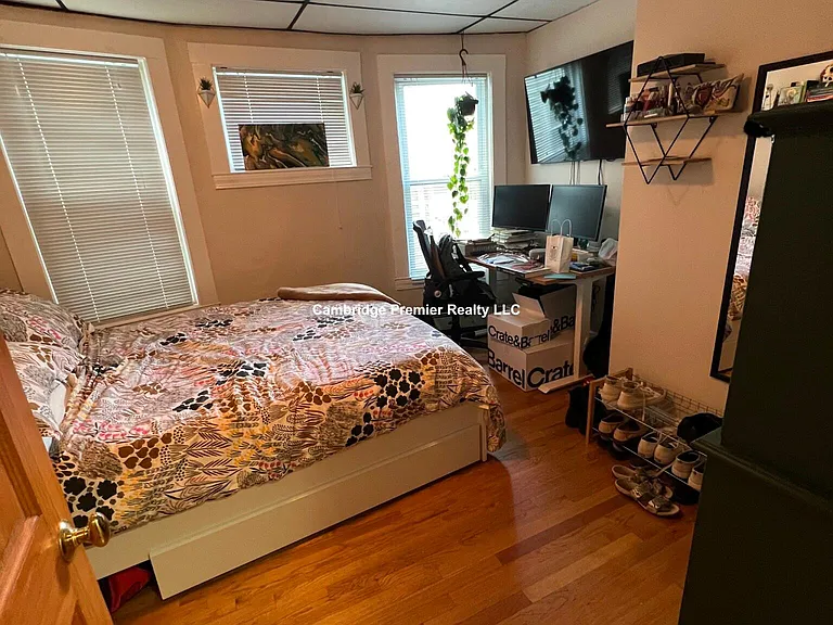 279 Pearl St #3 — Photo 12