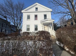42 Florence St, Springfield, MA 01105