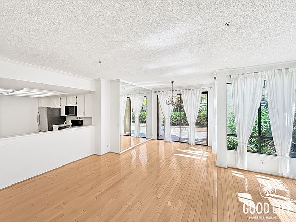 3rd image of 5805 Friars Rd APT 2101