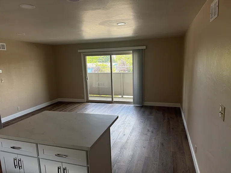 1225 Riker St #8 — Photo 3