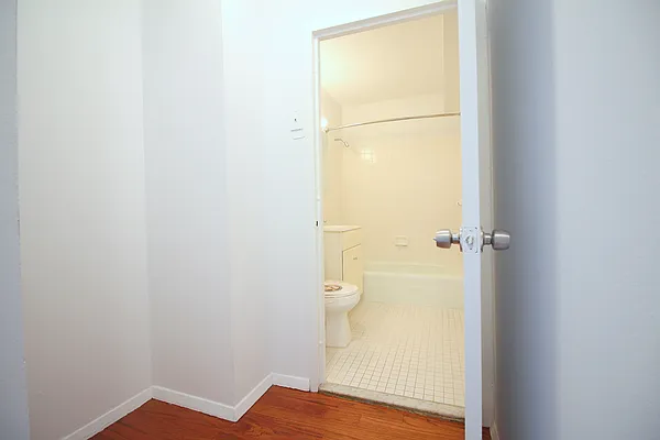 Rented by Corcoran | media 18