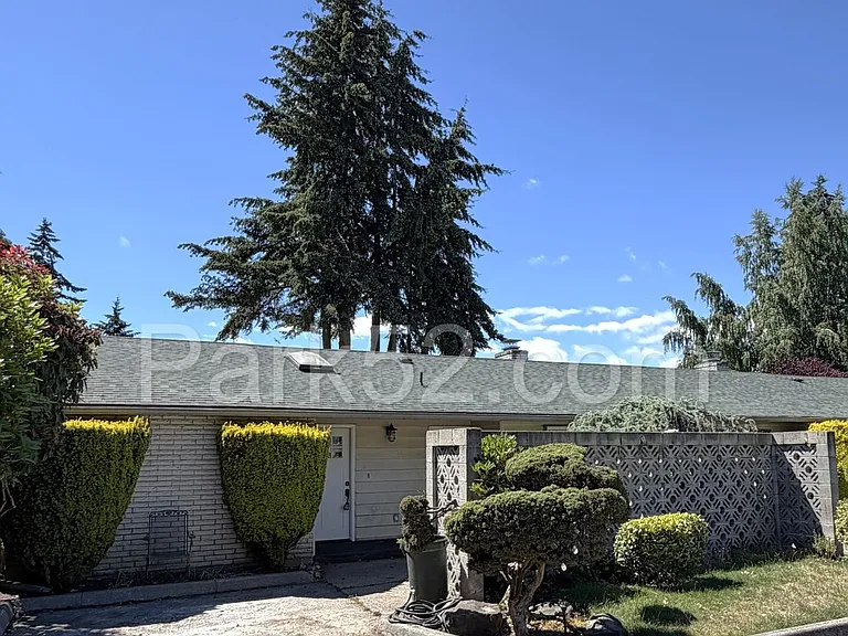 7716 19th Street Ct W — Photo 2