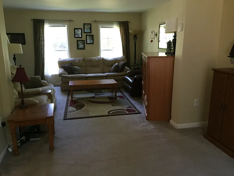216 Strawberry Plains Rd — Photo 10