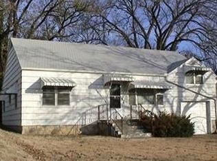 1114 Main St, Osawatomie, KS 66064
