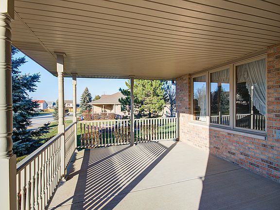 2nd image of 836 Wyndstone Dr