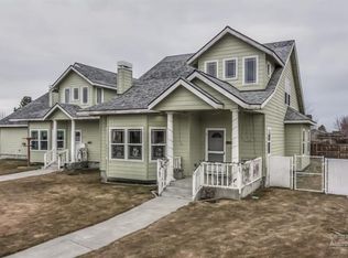 2725 SW Metolius Ave, Redmond, OR 97756