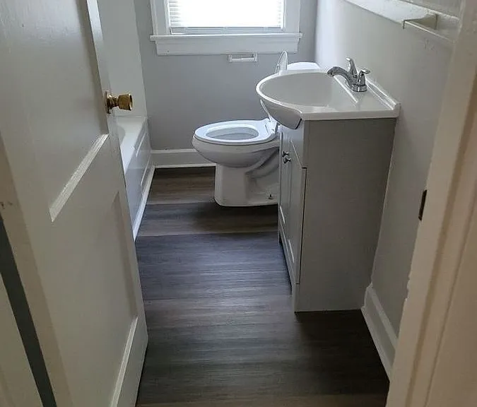 1411 Hill St — Photo 20