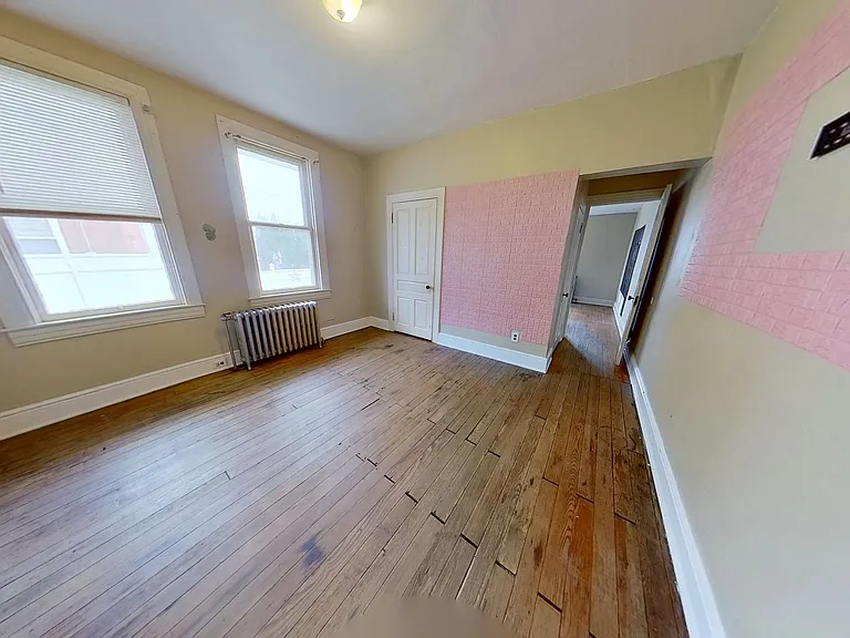 983 E Philadelphia St #1 — Photo 4