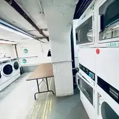 Rented by Corcoran | media 23