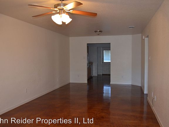 4th image of 316 Elbert Ln Unit B