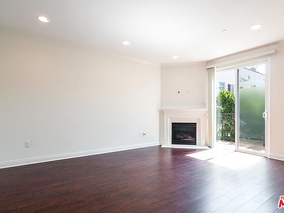 5th image of 1409 S Beverly Dr APT 5