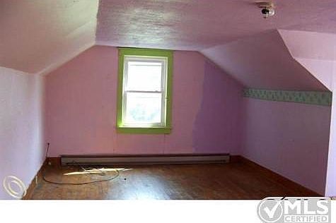 7141730262 Bed2.jpg