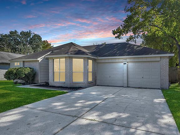 3rd image of 2306 Piddler Dr
