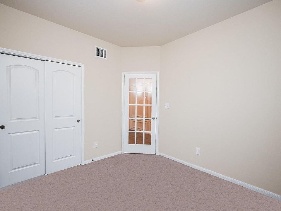 1st image of 23919 Villa Lisa Dr