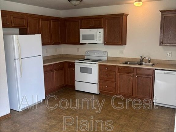 2nd image of 1104 Fall Meadow Ln