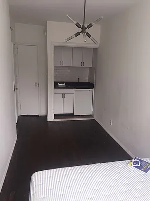 Rented by Solil Management | media 3