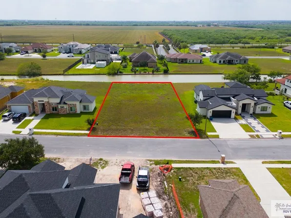 118 Canteros Dr, Olmito, TX 78575