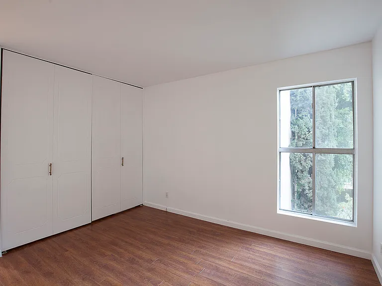6708 Hillpark Dr #202 — Photo 19