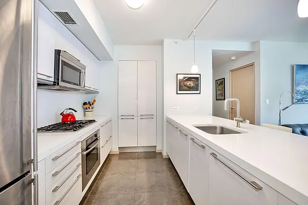 Sold by Compass | media 5