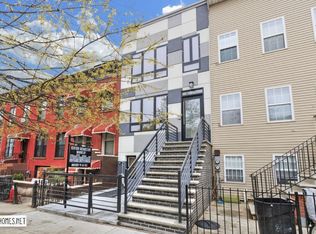 258 Bainbridge St, Brooklyn, NY 11233