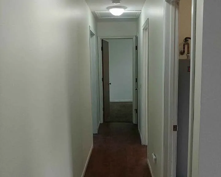 721 College St — Photo 6