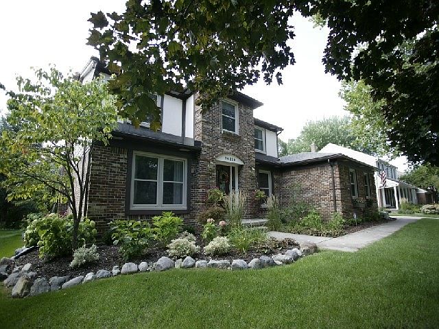 1st image of 36219 Crompton Cir