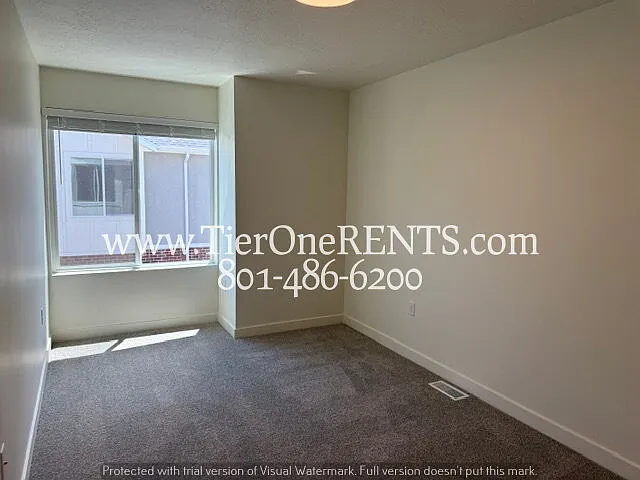 451 W 1025 S — Photo 10