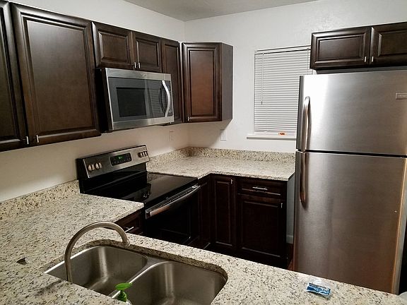 5th image of 83 SE 16th Ave APT E202