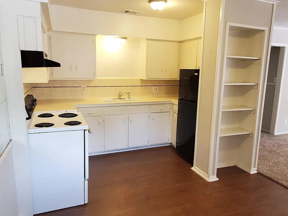Spacious Kitchen
